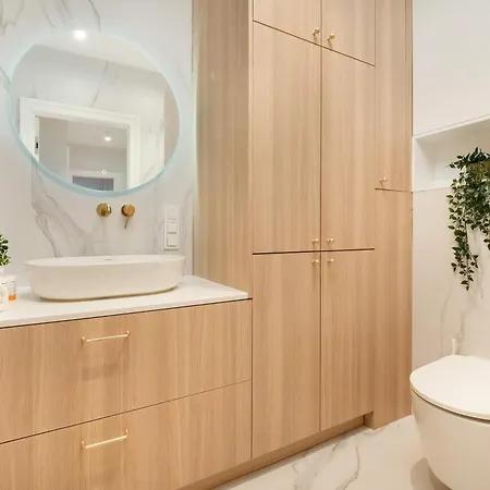 Stylish In With Parking, Bathtub, Balcony, And Desk By Renters Apartment